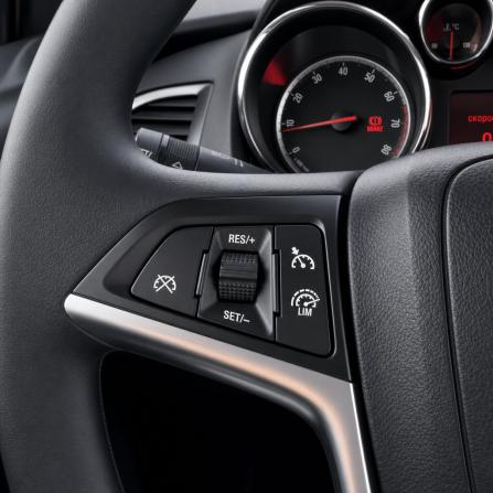Opel Astra J Рестайлинг с пробегом 2012 года, цена 800 000 рублей, 157595 км, хэтчбек, Автокод Объявления