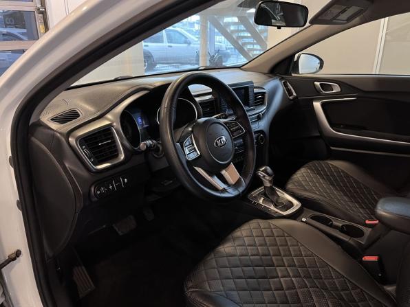 Kia Ceed III с пробегом 2019 года, цена 990 000 рублей, 174801 км, универсал, Автокод Объявления