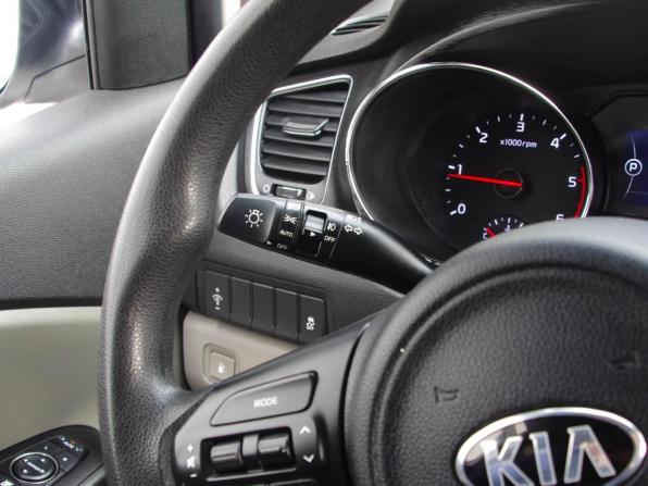 Kia Carnival III с пробегом 2017 года, цена 2 380 000 рублей, 118000 км, минивэн, Автокод Объявления