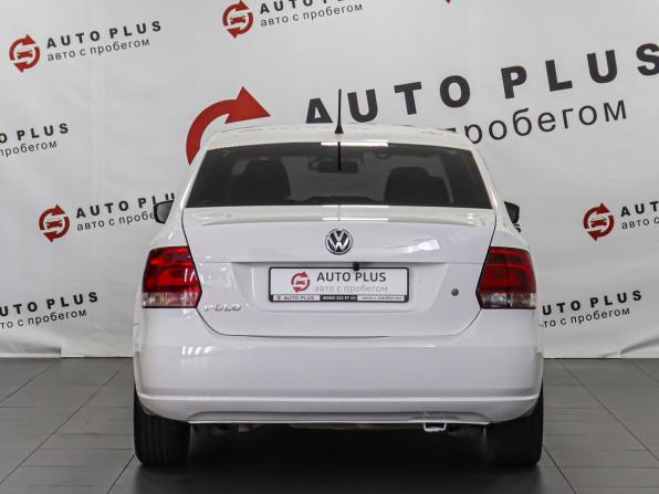 Volkswagen Polo V с пробегом 2013 года, цена 849 000 рублей, 293305 км, седан, Автокод Объявления