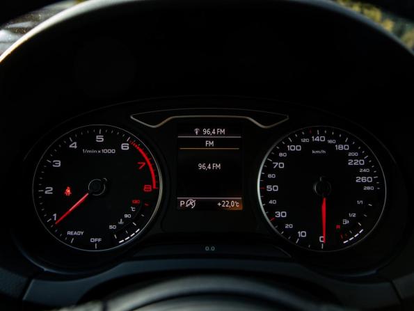Audi A3 III (8V) Рестайлинг с пробегом 2019 года, цена 1 698 000 рублей, 166500 км, седан, Автокод Объявления