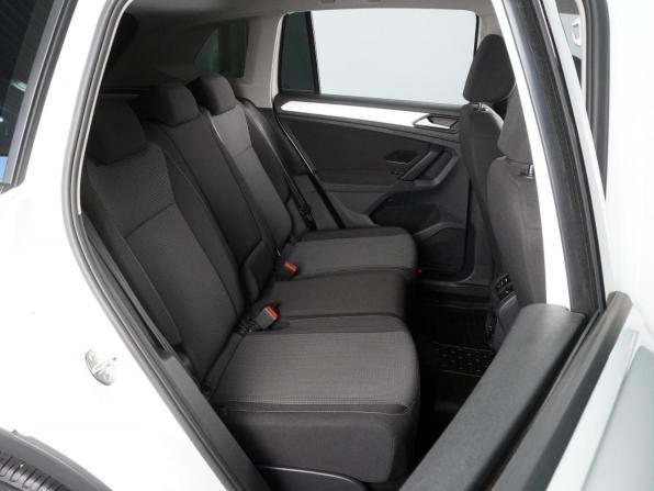 Volkswagen Tiguan II Рестайлинг с пробегом 2021 года, цена 2 999 000 рублей, 41955 км, внедорожник, Автокод Объявления
