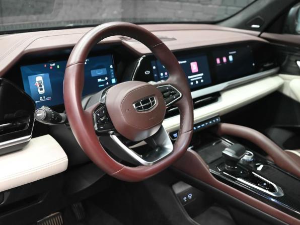 Geely Monjaro I с пробегом 2023 года, цена 3 640 000 рублей, 68905 км, внедорожник, Автокод Объявления