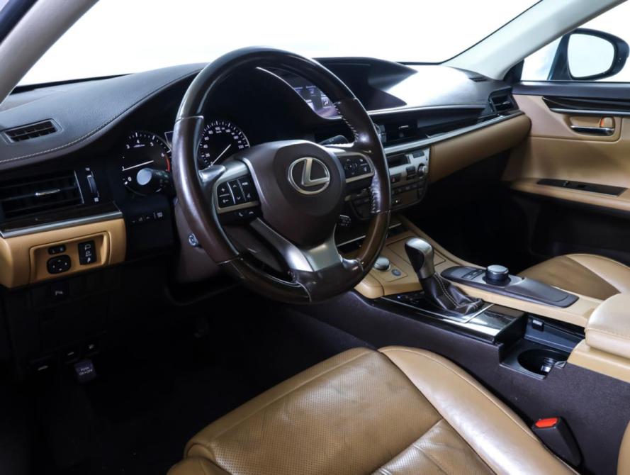 Lexus ES VI Рестайлинг Москва  - изображение 16
