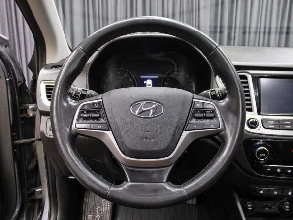 Hyundai Solaris II с пробегом 2019 года, цена 1 598 000 рублей, 130474 км, седан, Автокод Объявления