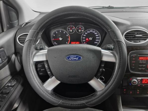 Ford Focus II с пробегом 2007 года, цена 319 000 рублей, 305502 км, седан, Автокод Объявления