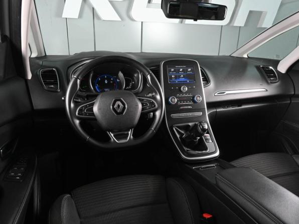 Renault Scenic IV с пробегом 2018 года, цена 1 599 000 рублей, 204496 км, компактвэн, Автокод Объявления