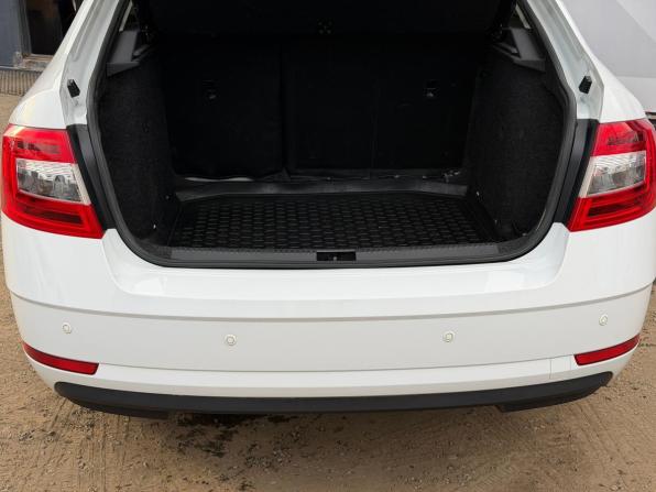 Skoda Octavia III (A7) Рестайлинг с пробегом 2020 года, цена 1 700 000 рублей, 143607 км, лифтбек, Автокод Объявления