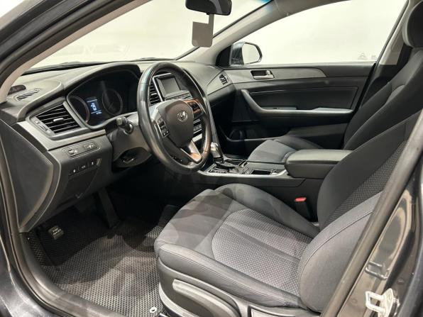Hyundai Sonata VII (LF) Рестайлинг с пробегом 2018 года, цена 1 299 000 рублей, 151166 км, седан, Автокод Объявления