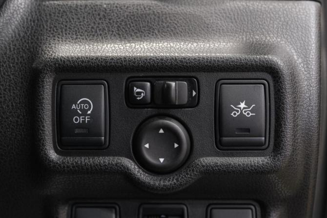 Nissan Note II с пробегом 2016 года, цена 849 000 рублей, 121100 км, хэтчбек, Автокод Объявления