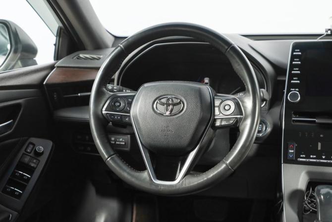 Toyota Avalon V с пробегом 2021 года, цена 2 999 000 рублей, 52300 км, седан, Автокод Объявления