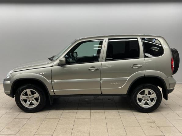 Chevrolet Niva I Рестайлинг с пробегом 2016 года, цена 555 000 рублей, 109247 км, внедорожник, Автокод Объявления
