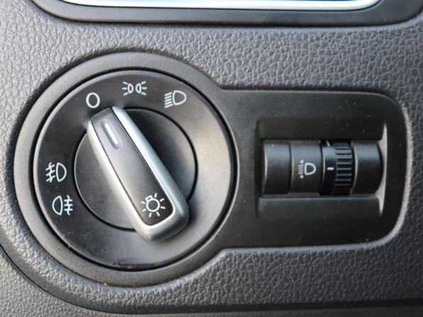 Volkswagen Polo V с пробегом 2012 года, цена 779 000 рублей, 90102 км, седан, Автокод Объявления