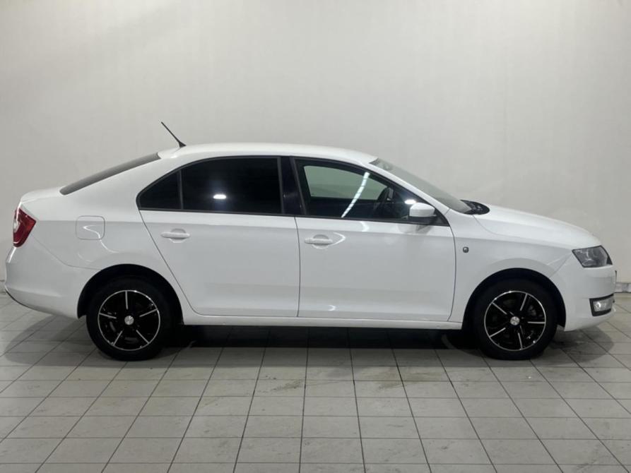 Skoda Rapid I Курск  - изображение 4