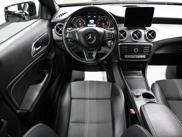 Mercedes-Benz GLA I (X156) Рестайлинг с пробегом 2017 года, цена 2 375 000 рублей, 86955 км, внедорожник, Автокод Объявления