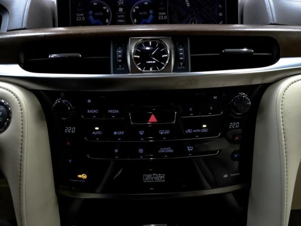 Lexus LX III Рестайлинг 2 с пробегом 2016 года, цена 6 800 000 рублей, 132174 км, внедорожник, Автокод Объявления