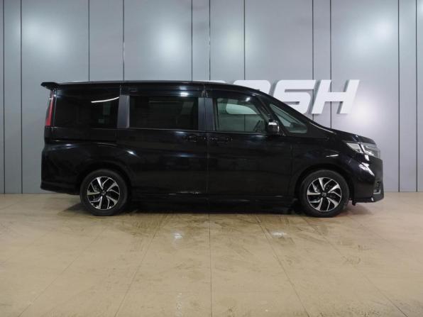 Honda Stepwgn V Рестайлинг с пробегом 2019 года, цена 2 769 000 рублей, 52237 км, минивэн, Автокод Объявления