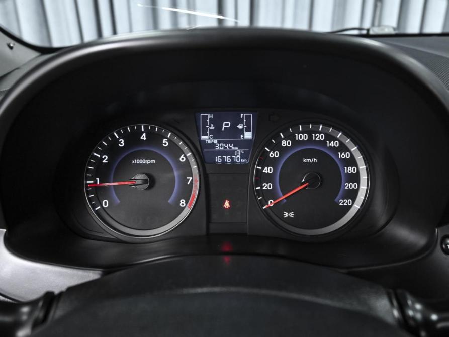Hyundai Solaris I Рестайлинг Ставрополь  - изображение 19
