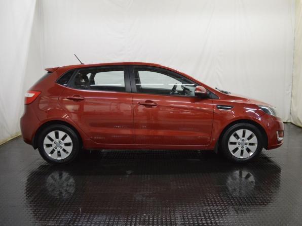 Kia Rio III с пробегом 2013 года, цена 835 000 рублей, 116912 км, хэтчбек, Автокод Объявления