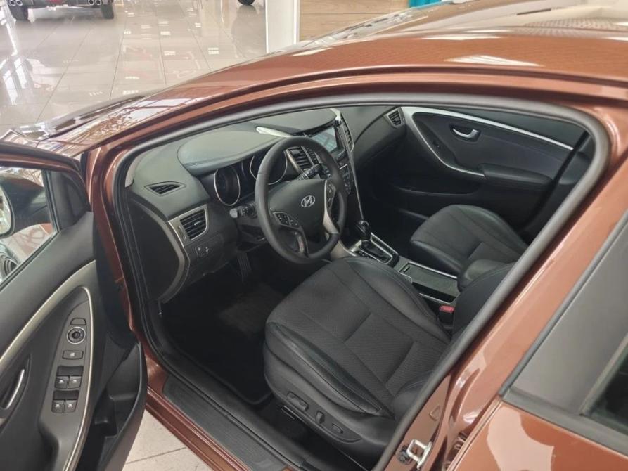 Hyundai i30 II Москва  - изображение 9