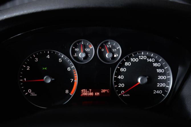 Ford Focus II с пробегом 2007 года, цена 429 000 рублей, 288107 км, седан, Автокод Объявления