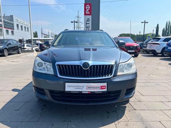 Skoda Octavia II (A5) Рестайлинг с пробегом 2011 года, цена 695 000 рублей, 218165 км, универсал, Автокод Объявления