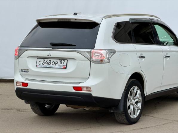 Mitsubishi Outlander III с пробегом 2013 года, цена 1 590 000 рублей, 174318 км, внедорожник, Автокод Объявления