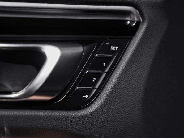Porsche Macan I Рестайлинг с пробегом 2020 года, цена 5 499 000 рублей, 93900 км, внедорожник, Автокод Объявления