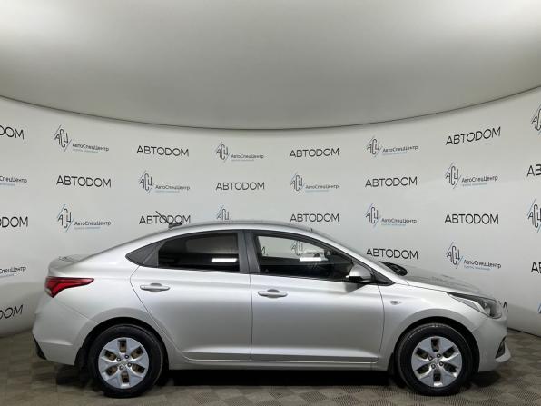 Hyundai Solaris II с пробегом 2017 года, цена 1 009 000 рублей, 222187 км, седан, Автокод Объявления