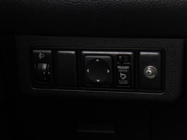 Nissan Tiida I с пробегом 2010 года, цена 700 000 рублей, 145086 км, хэтчбек, Автокод Объявления