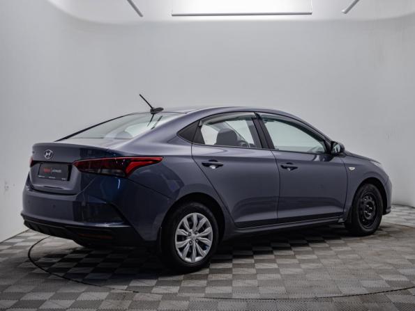 Hyundai Solaris II Рестайлинг с пробегом 2021 года, цена 1 364 000 рублей, 132796 км, седан, Автокод Объявления