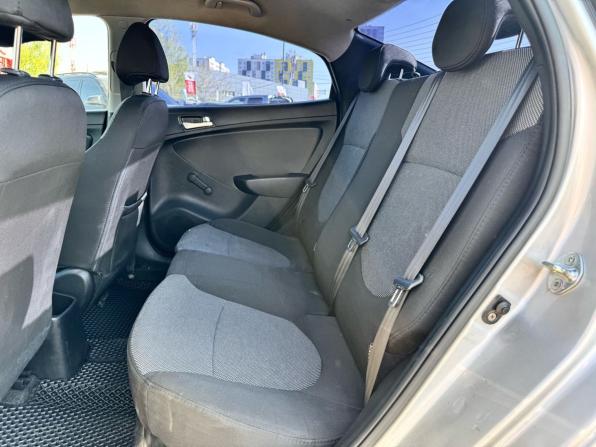 Hyundai Solaris I с пробегом 2014 года, цена 899 000 рублей, 147572 км, седан, Автокод Объявления