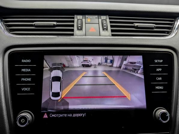 Skoda Octavia III (A7) Рестайлинг с пробегом 2020 года, цена 2 065 000 рублей, 61478 км, лифтбек, Автокод Объявления
