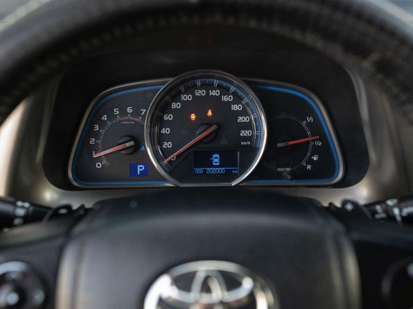 Toyota RAV4 IV (XA40) с пробегом 2014 года, цена 2 200 000 рублей, 201760 км, внедорожник, Автокод Объявления