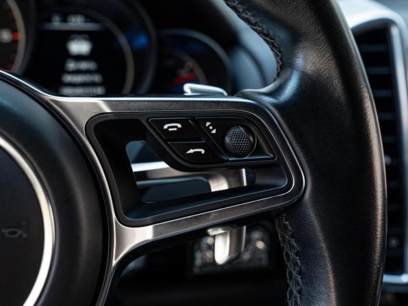 Porsche Cayenne II Рестайлинг (958) с пробегом 2016 года, цена 4 499 000 рублей, 136838 км, внедорожник, Автокод Объявления