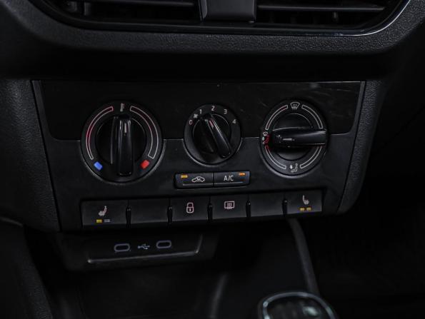Volkswagen Polo VI с пробегом 2021 года, цена 1 549 000 рублей, 67206 км, лифтбек, Автокод Объявления