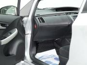 Toyota Prius III Рестайлинг (XW30) Новосибирск  - изображение 43