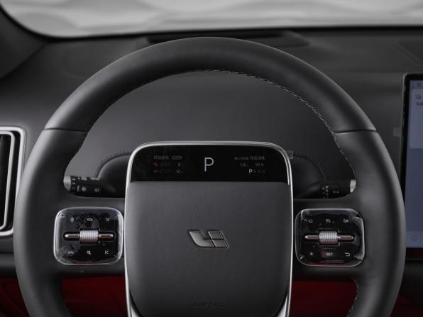 Новый Li Auto (Lixiang) L7 I Рестайлинг 2025 года, цена 10 590 000 рублей, внедорожник, Автокод Объявления
