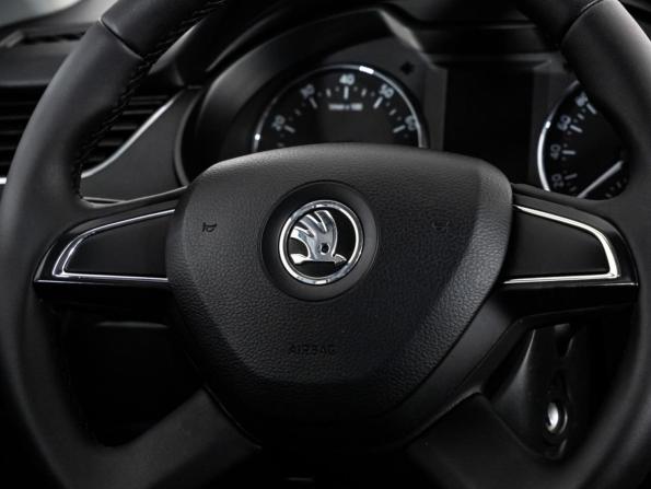 Skoda Octavia III (A7) с пробегом 2015 года, цена 1 099 000 рублей, 189291 км, лифтбек, Автокод Объявления