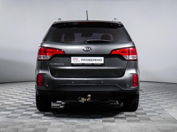 Kia Sorento II Рестайлинг с пробегом 2012 года, цена 1 550 000 рублей, 235100 км, внедорожник, Автокод Объявления
