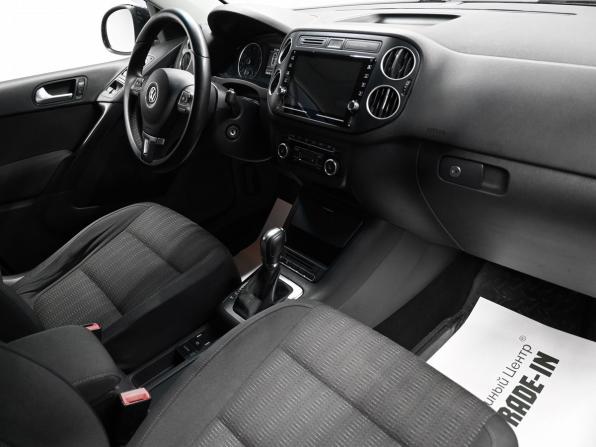 Volkswagen Tiguan I Рестайлинг с пробегом 2012 года, цена 995 000 рублей, 220236 км, внедорожник, Автокод Объявления