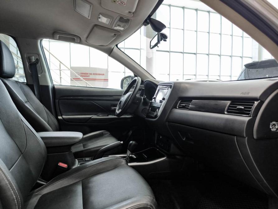 Mitsubishi Outlander III Рестайлинг 2 Казань  - изображение 13
