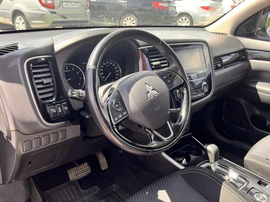 Mitsubishi Outlander III Рестайлинг 3 Уфа  - изображение 9
