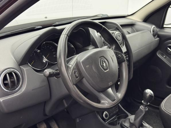 Renault Duster I Рестайлинг с пробегом 2016 года, цена 1 180 000 рублей, 140755 км, внедорожник, Автокод Объявления