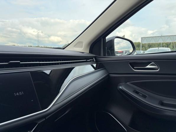 Omoda S5 с пробегом 2023 года, цена 1 415 000 рублей, 42000 км, седан, Автокод Объявления