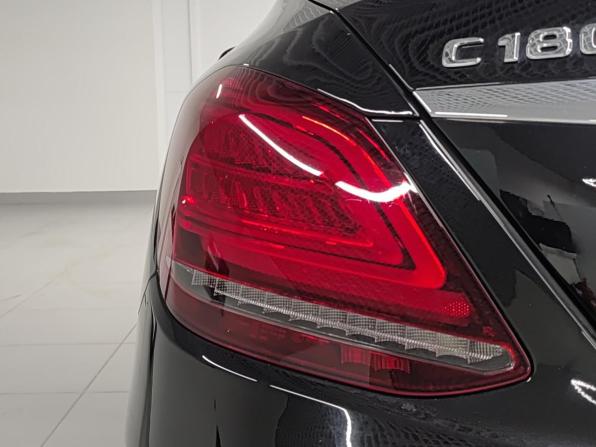 Mercedes-Benz C-Класс IV (W205) Рестайлинг с пробегом 2019 года, цена 2 700 000 рублей, 124589 км, седан, Автокод Объявления