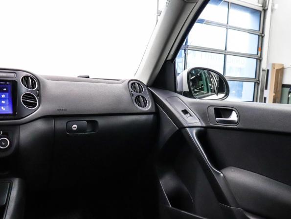 Volkswagen Tiguan I Рестайлинг с пробегом 2013 года, цена 1 320 000 рублей, 99406 км, внедорожник, Автокод Объявления
