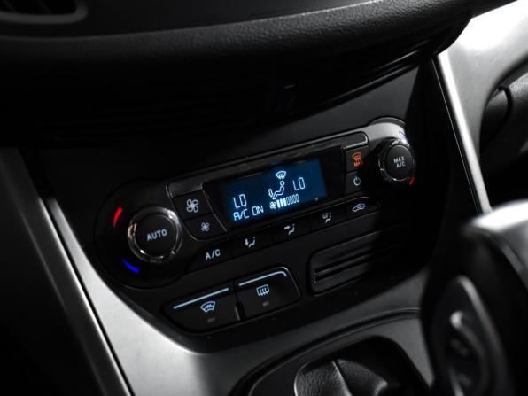 Ford Kuga II с пробегом 2013 года, цена 945 000 рублей, 225785 км, внедорожник, Автокод Объявления