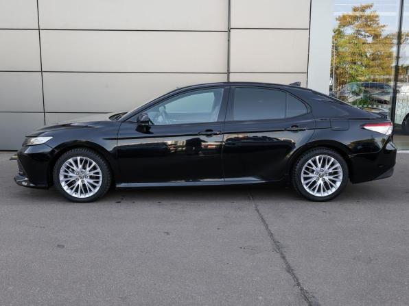 Toyota Camry VIII (XV70) с пробегом 2019 года, цена 2 798 000 рублей, 111022 км, седан, Автокод Объявления