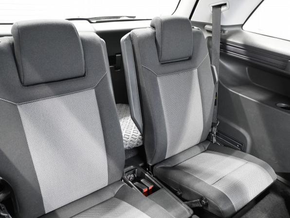 Opel Zafira B Рестайлинг с пробегом 2013 года, цена 1 045 000 рублей, 94837 км, компактвэн, Автокод Объявления